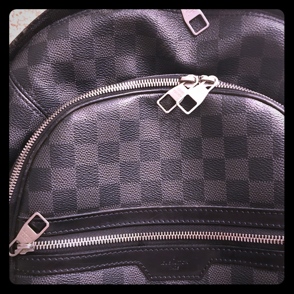 L V back pack